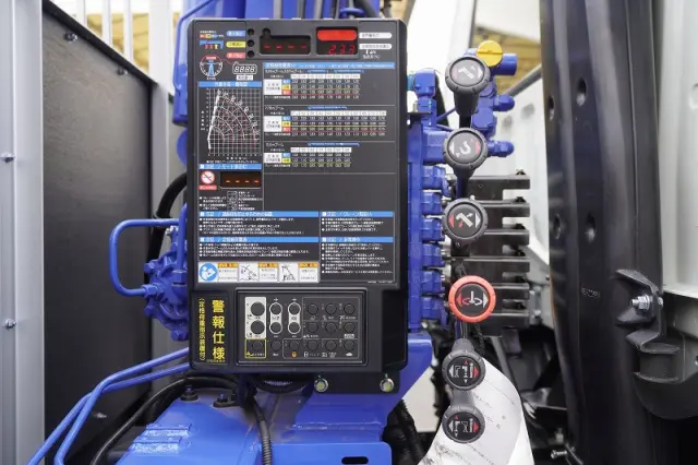 三菱 ファイター 2KG-FK62FZ(2WD)の写真30