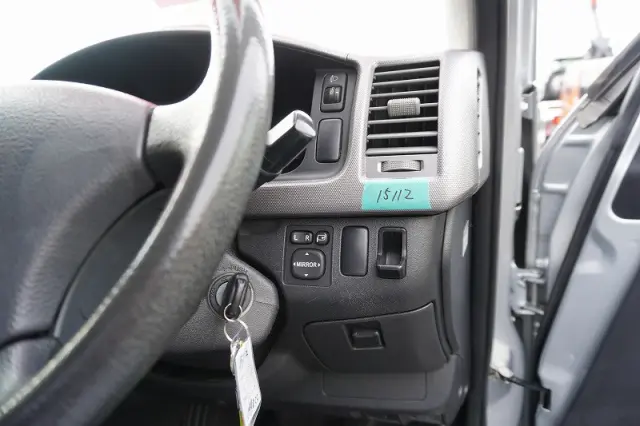 トヨタ ハイエースバン CBF-TRH200V(2WD)の写真39