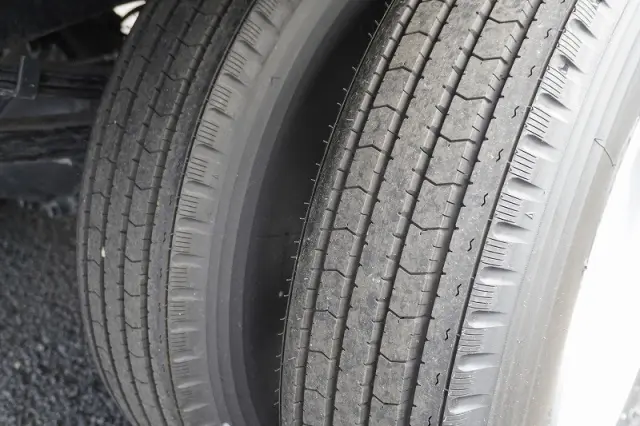 三菱 キャンター 2PG-FEB80(2WD)の写真11