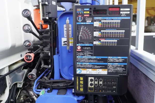 三菱 キャンター 2PG-FEB80(2WD)の写真22