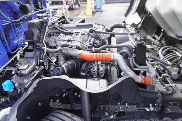 三菱 キャンター 2PG-FEB80(2WD)の写真31