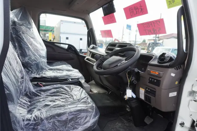 三菱 キャンター 2RG-FEB80(2WD)の写真38