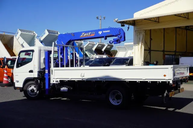 三菱 キャンター 2PG-FEB80(2WD)の写真7