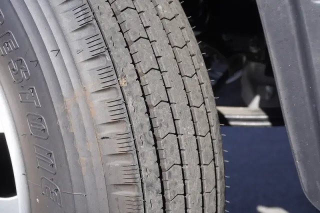 三菱 キャンター 2PG-FEB80(2WD)の写真10