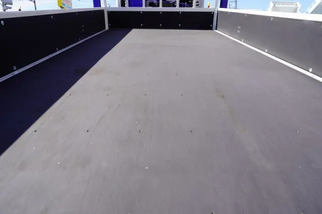 三菱 キャンター 2PG-FEB80(2WD)の写真19