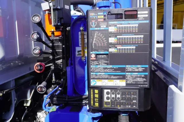 三菱 キャンター 2PG-FEB80(2WD)の写真24