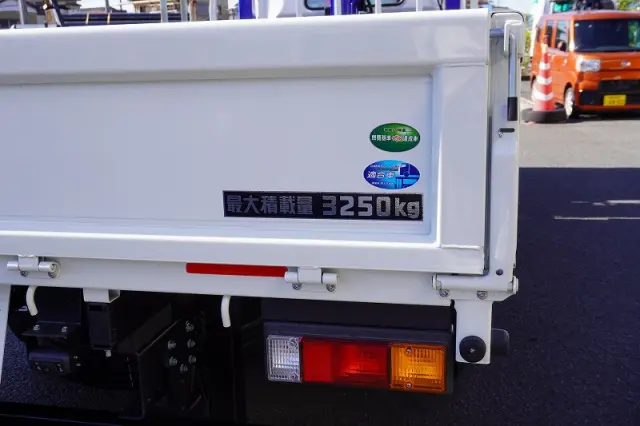 三菱 キャンター 2PG-FEB80(2WD)の写真31