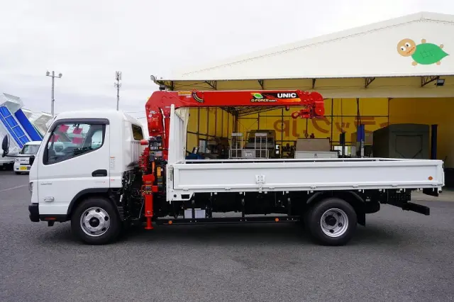 三菱 キャンター 2PG-FEB80(2WD)の写真3