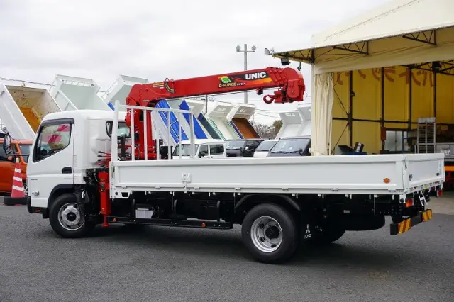 三菱 キャンター 2PG-FEB80(2WD)の写真7