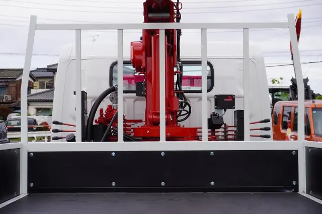 三菱 キャンター 2PG-FEB80(2WD)の写真17