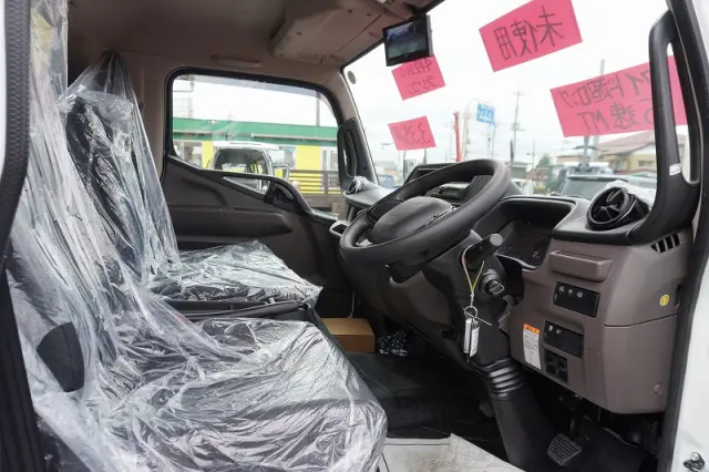 三菱 キャンター 2PG-FEB80(2WD)の写真38