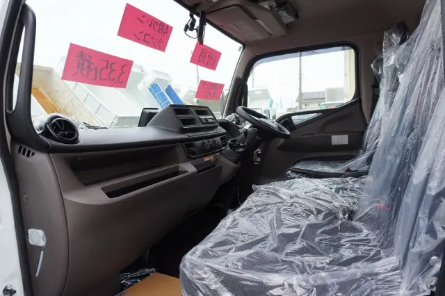 三菱 キャンター 2PG-FEB80(2WD)の写真39