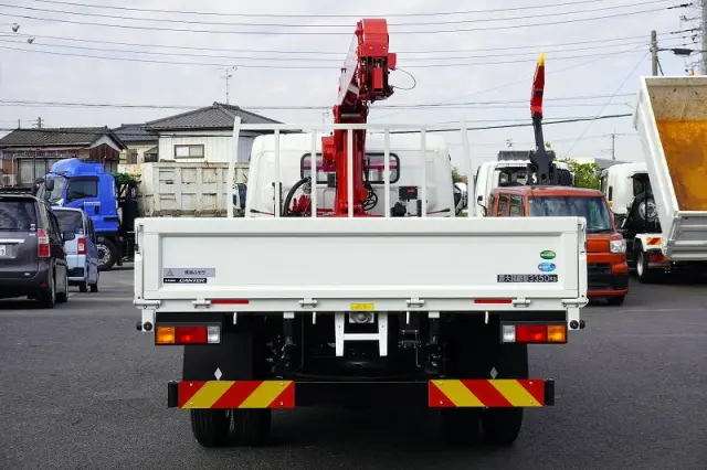 三菱 キャンター 2PG-FEB80(2WD)の写真4