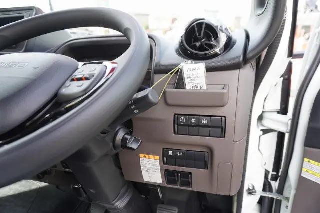 三菱 キャンター 2PG-FEB80(2WD)の写真35