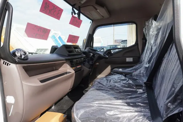 三菱 キャンター 2PG-FEB80(2WD)の写真39