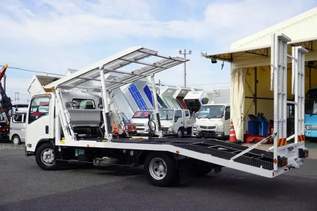 いすゞ エルフ SKG-NPR85YN(2WD)の写真8