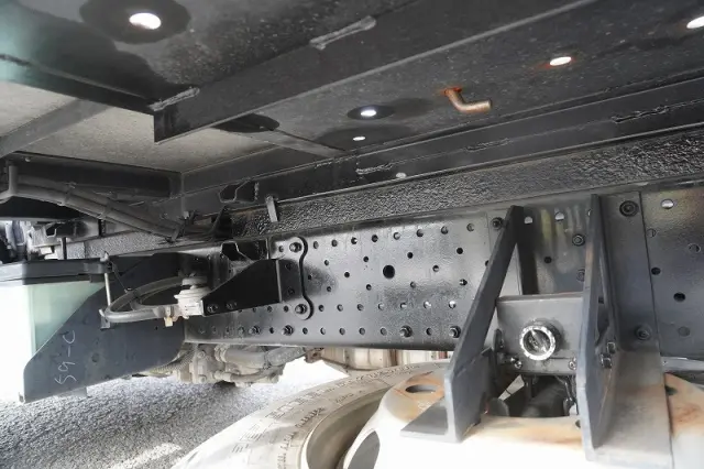 いすゞ エルフ SKG-NPR85YN(2WD)の写真13