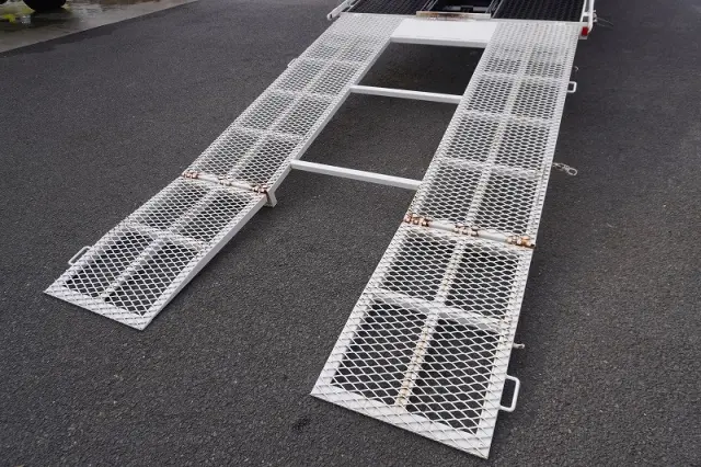 いすゞ エルフ SKG-NPR85YN(2WD)の写真19