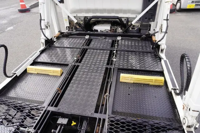 いすゞ エルフ SKG-NPR85YN(2WD)の写真24