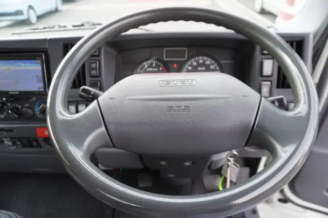 いすゞ エルフ SKG-NPR85YN(2WD)の写真32