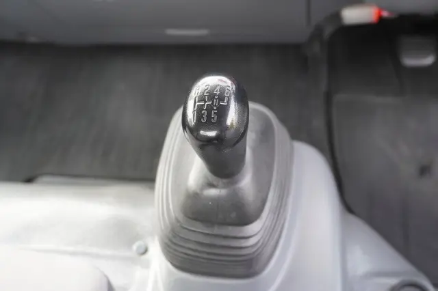 いすゞ エルフ SKG-NPR85YN(2WD)の写真33