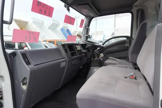 いすゞ エルフ SKG-NPR85YN(2WD)の写真40