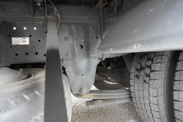 いすゞ エルフ 2RG-NMR88AN(2WD)の写真12