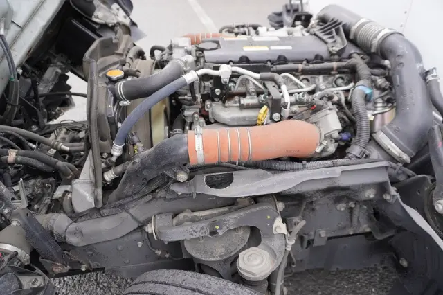 いすゞ エルフ 2RG-NMR88AN(2WD)の写真15