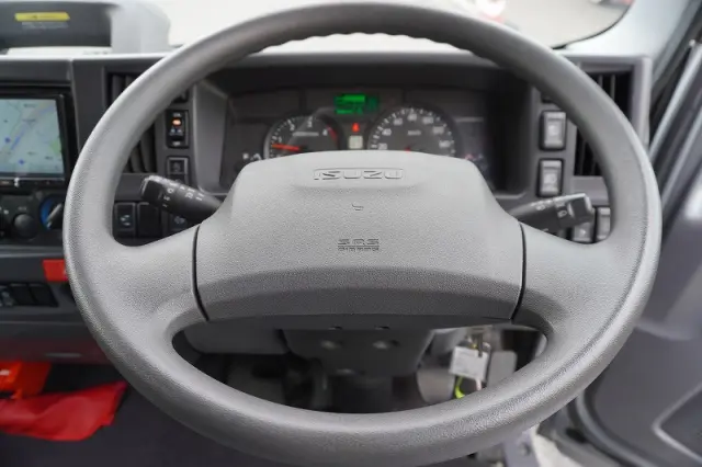 いすゞ エルフ 2RG-NMR88AN(2WD)の写真34