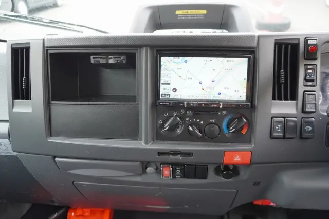 いすゞ エルフ 2RG-NMR88AN(2WD)の写真36