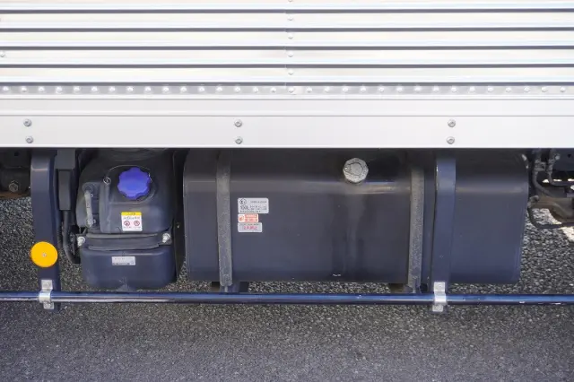 いすゞ エルフ 2RG-NPR88AN(2WD)の写真28