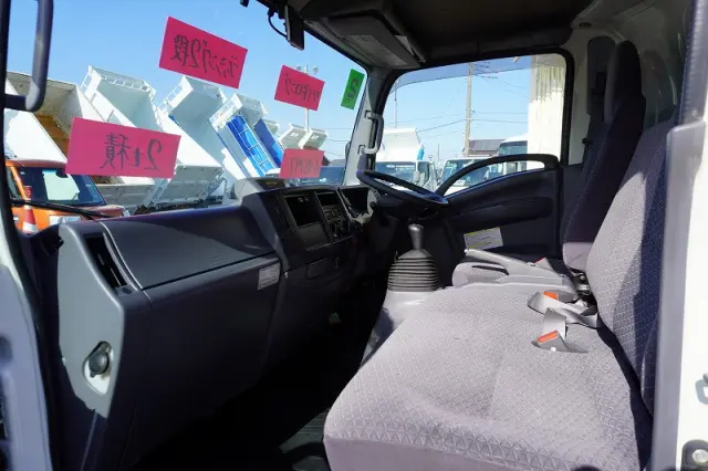 いすゞ エルフ 2RG-NPR88AN(2WD)の写真38