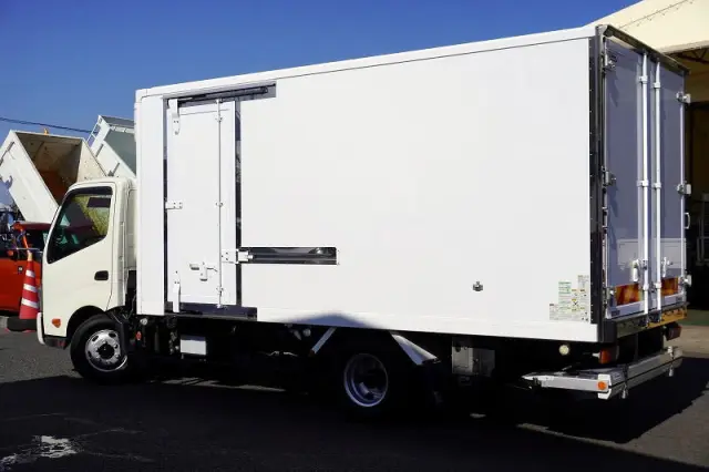 日野 デュトロ 2RG-XZU712M(2WD)の写真7