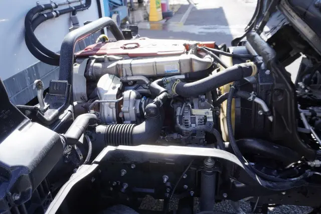 日野 デュトロ 2RG-XZU712M(2WD)の写真15