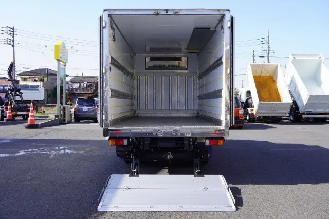 日野 デュトロ 2RG-XZU712M(2WD)の写真19