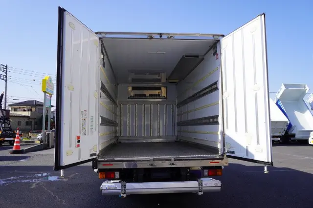 日野 デュトロ 2RG-XZU712M(2WD)の写真31