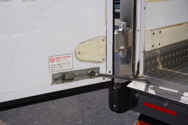 日野 デュトロ 2RG-XZU712M(2WD)の写真32