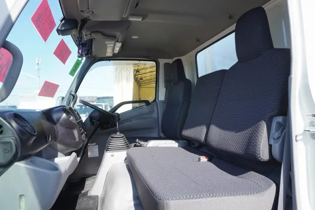 日野 デュトロ 2RG-XZU712M(2WD)の写真46