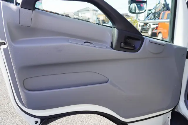 日野 デュトロ 2RG-XZU712M(2WD)の写真47