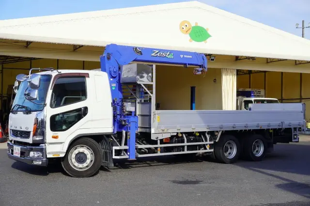 三菱 ファイター QDG-FQ62F(6x4)の写真1