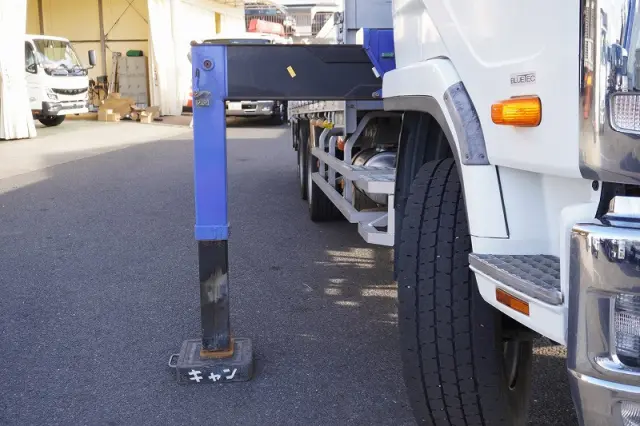 三菱 ファイター QDG-FQ62F(6x4)の写真31