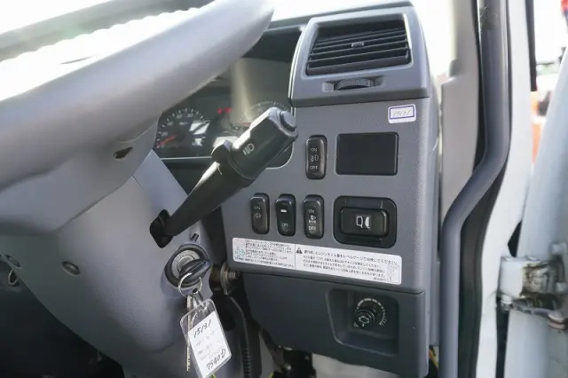 三菱 ファイター QDG-FQ62F(6x4)の写真43