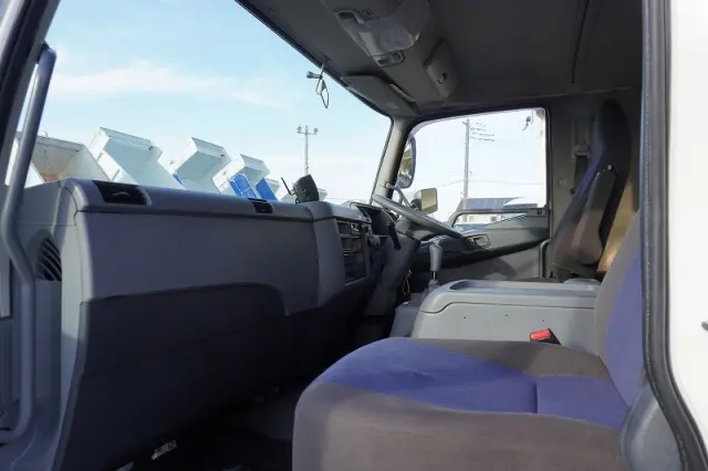 三菱 ファイター QDG-FQ62F(6x4)の写真48