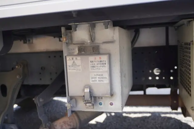 いすゞ フォワード TKG-FRR90T2(2WD)の写真30