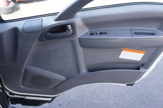 いすゞ フォワード TKG-FRR90T2(2WD)の写真38