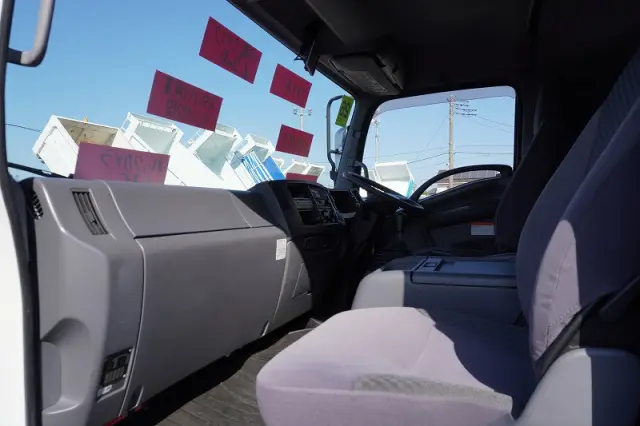 いすゞ フォワード TKG-FRR90T2(2WD)の写真41