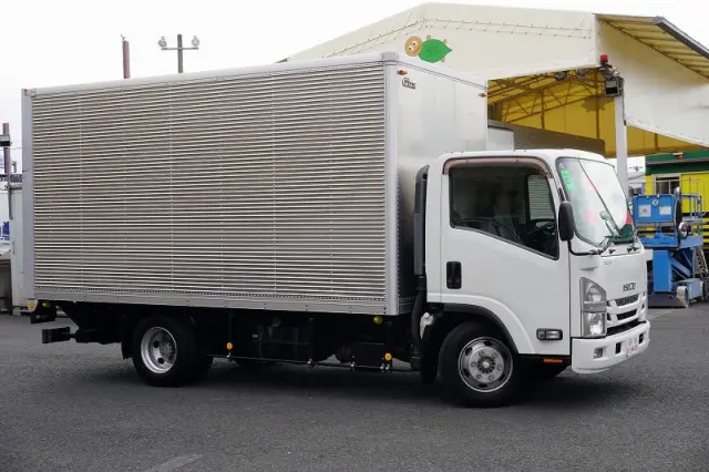 いすゞ エルフ TPG-NPR85AN(2WD)の写真6