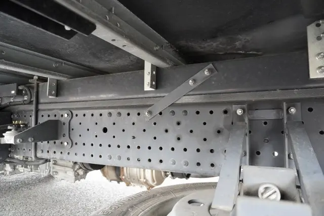 いすゞ エルフ TPG-NPR85AN(2WD)の写真13