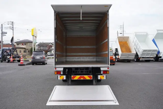 いすゞ エルフ TPG-NPR85AN(2WD)の写真20