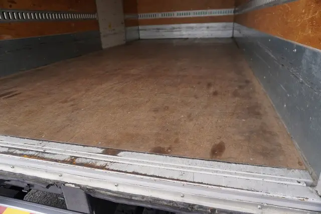 いすゞ エルフ TPG-NPR85AN(2WD)の写真23